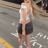 Asymmetrische Crop Top Frauen 2024 T-shirt Weiß Off Schulter Weibliche Ärmellose Sexy Tops Mode Streetwear Sommer Casual Tee Shirt